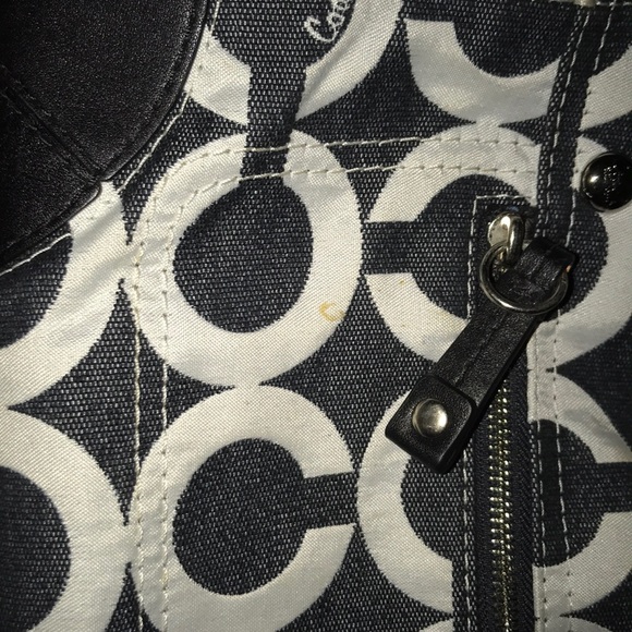 Coach Handbag - Picture 7 of 8